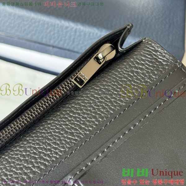 #  Ƽ   2ADBC330-103