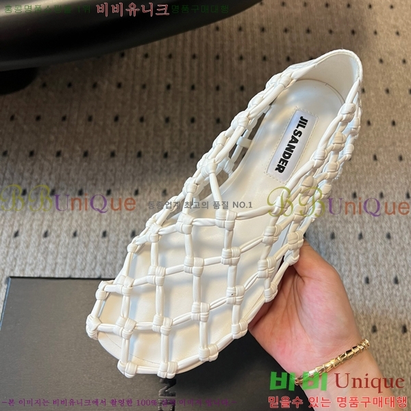   ŵ  ߷ ÷ J74638753-4