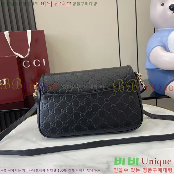 # GG  ̵  848882-101