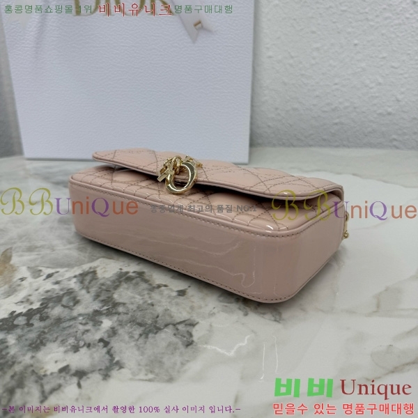 #��� ũ�ν��� ���� �� �޴��� �Ŀ�ġ �̴Ϲ� S0977-101