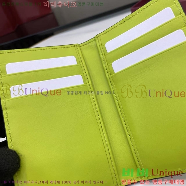 # Ʈ  ī ̽ 835011-101