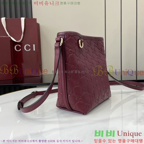 # GG   Ŷ ‎847090-102