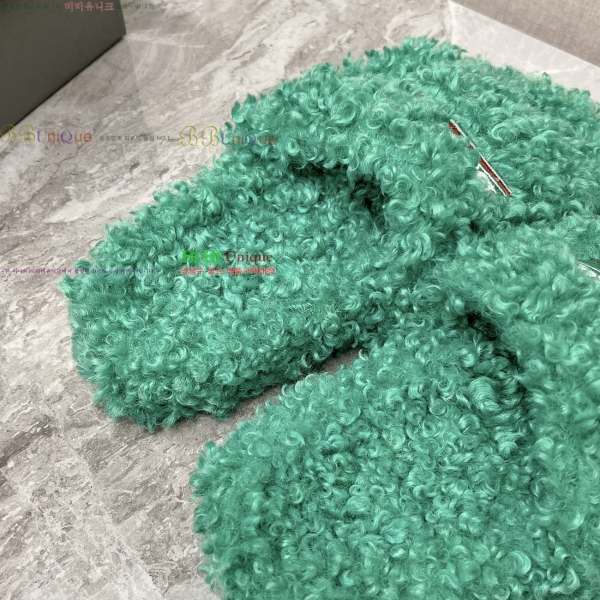 ߷þư     23BL258233-4