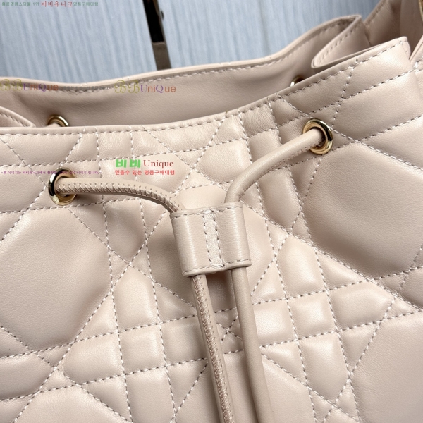 # D-Motion ̵  M2852-4-590롽