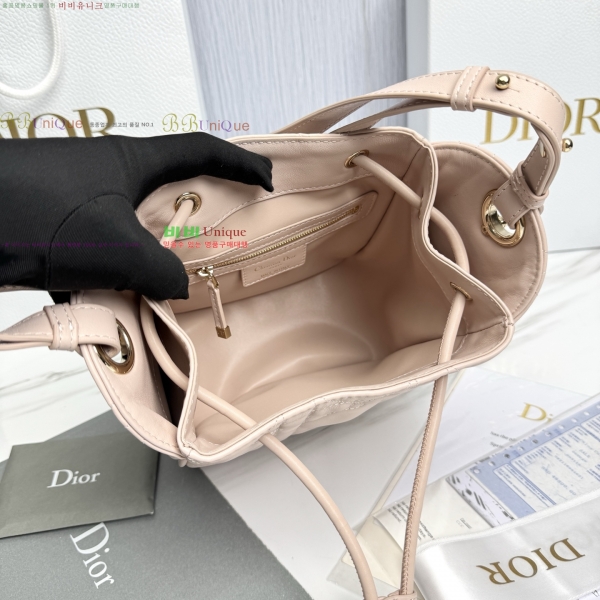 # D-Motion  M2851-3-530롽