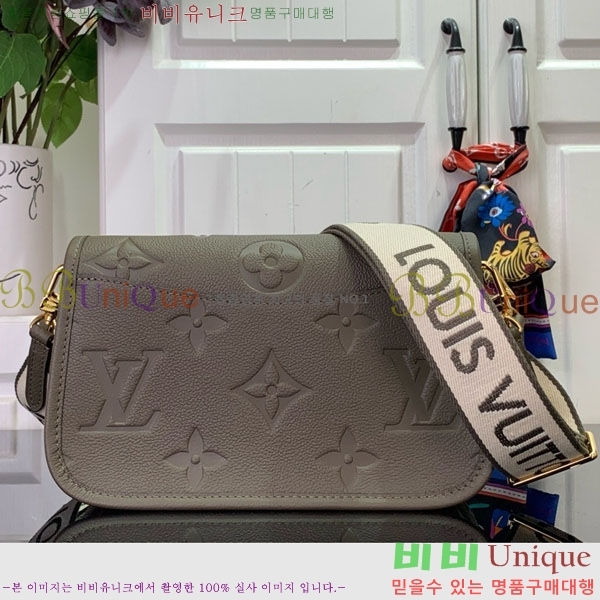 #���̺��� ���̾� ���׷� �������� M15049-101