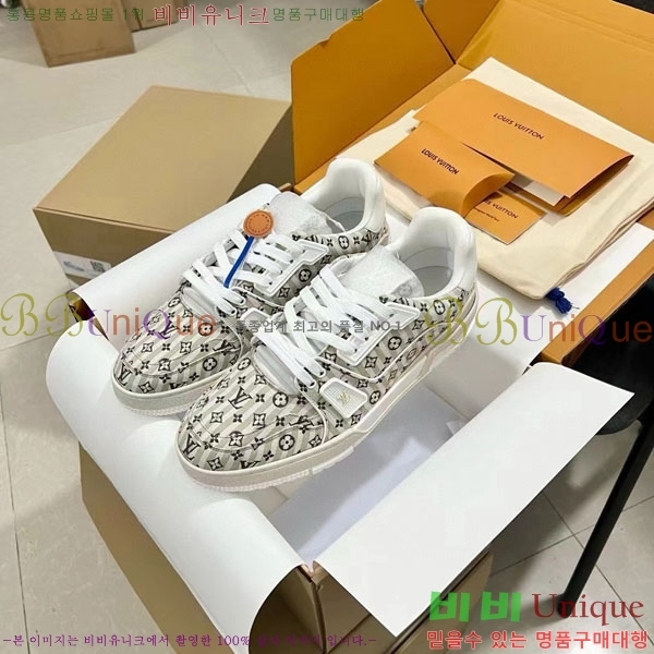 ���̺��� Trainer ����Ŀ�� �������� 4L2011154-15