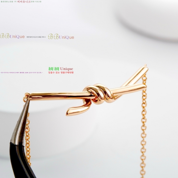 �������� Ƽ�Ĵ� ����� TIF074033-9