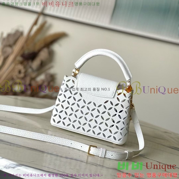 #���̺��� īǶ�� �̴� M25497-101