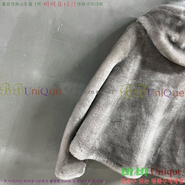 ���� �ο��� �þ �� ���� LWE112046-6