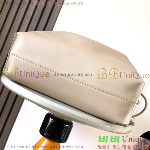 #�ο��� ���� �ö���� Ŭ��ġ 9084-102