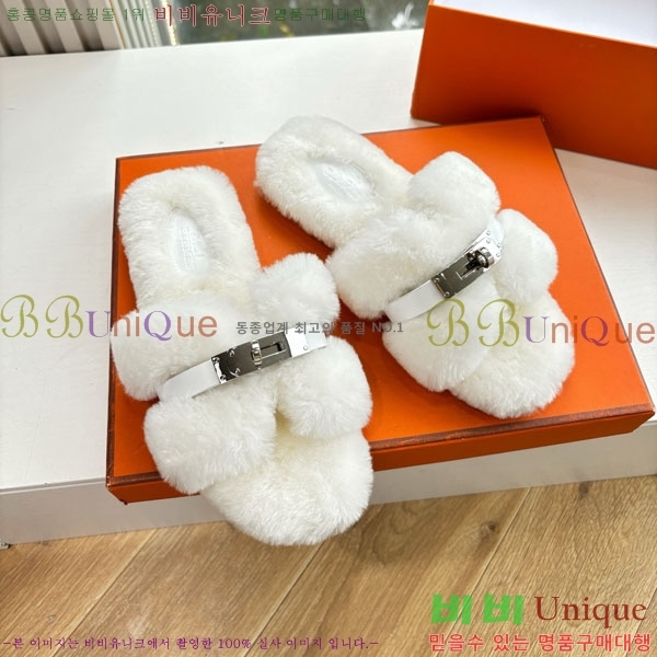 ޽   þ  29W861561-1