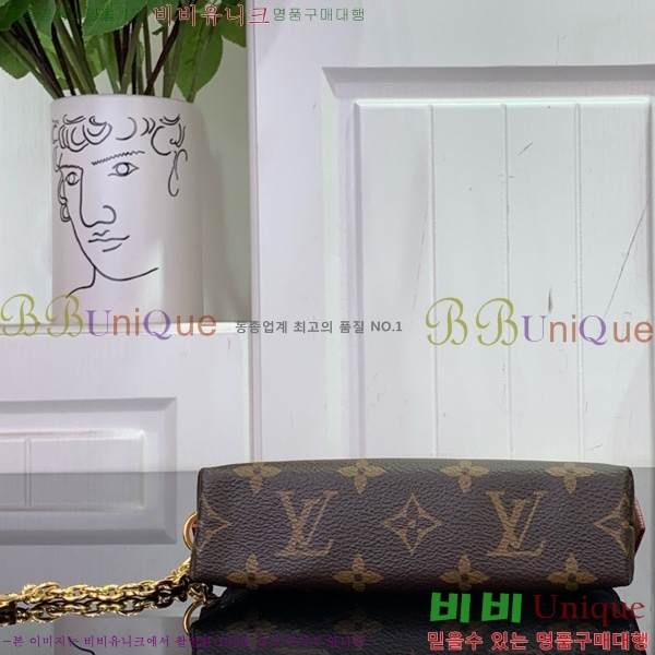 #���̺��� ���׷� �ڽ���ƽ ����ƽ �Ŀ�ġ M25694-101