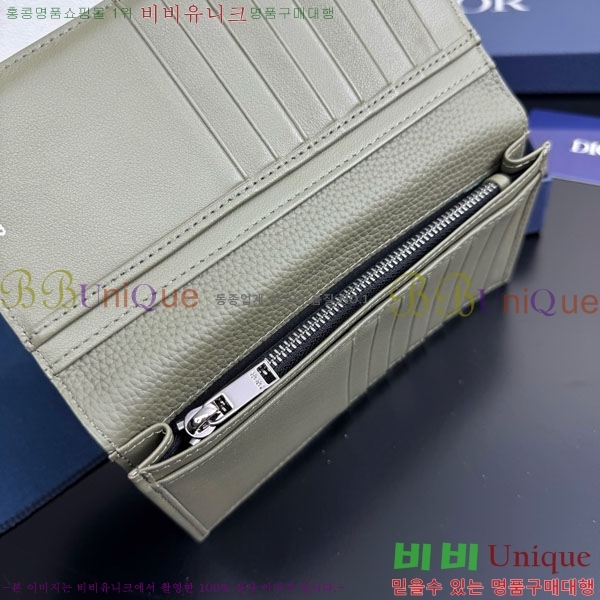 #  Ƽ   2ADBC330-105