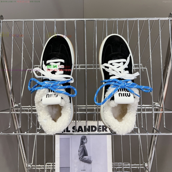 ���� �̿�̿� �þ �� ����Ŀ�� 36MU25101611-10