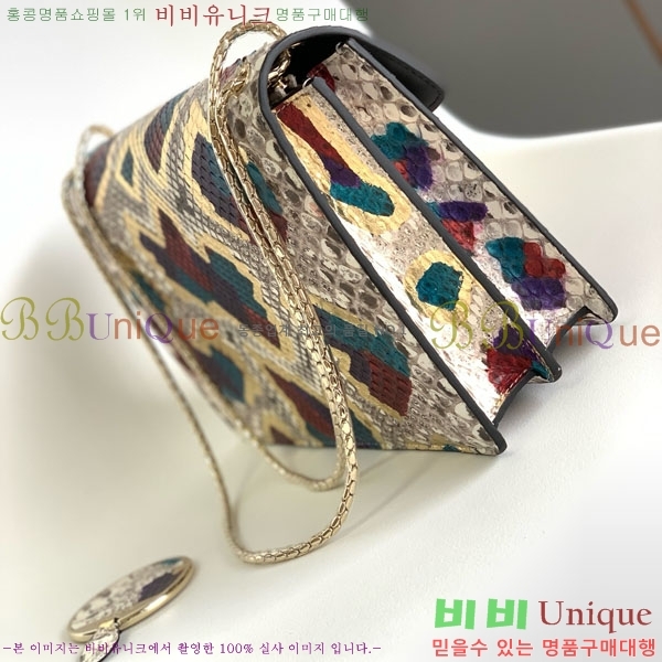 #Ұ Ƽ  üι 738500-302