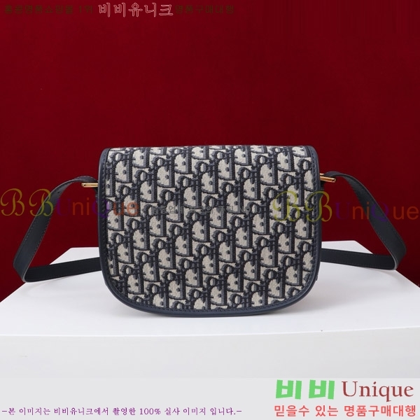 # ٺ BOBBY ̵ M9337-102