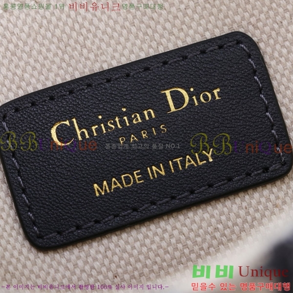 # ٺ BOBBY ̵ M9337-102