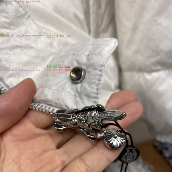 ���� ũ��*�� �ٿ� ��Ʈ �е� 61CH2511124-5