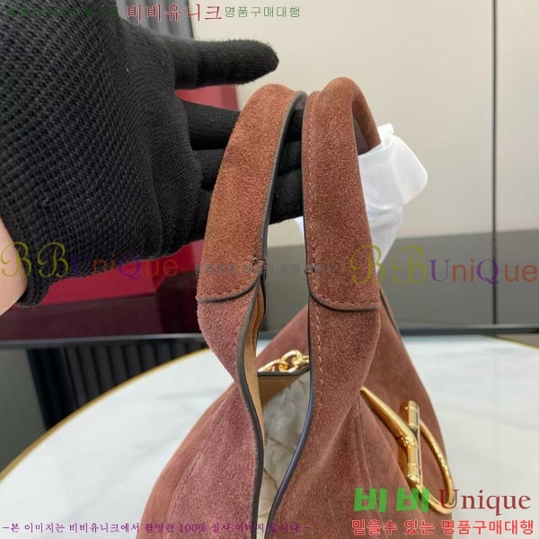 # Ʈ ̵ ž ڵ ‎837467-704