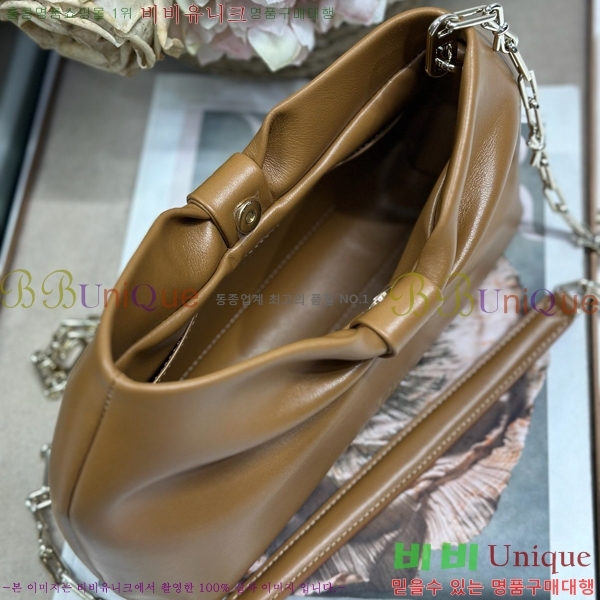 #��� ���� ü�ι� M0714-103