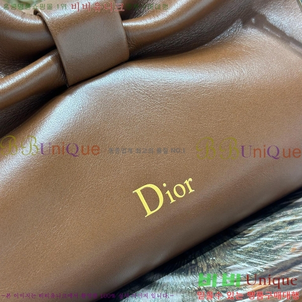 #��� ���� ü�ι� M0714-105