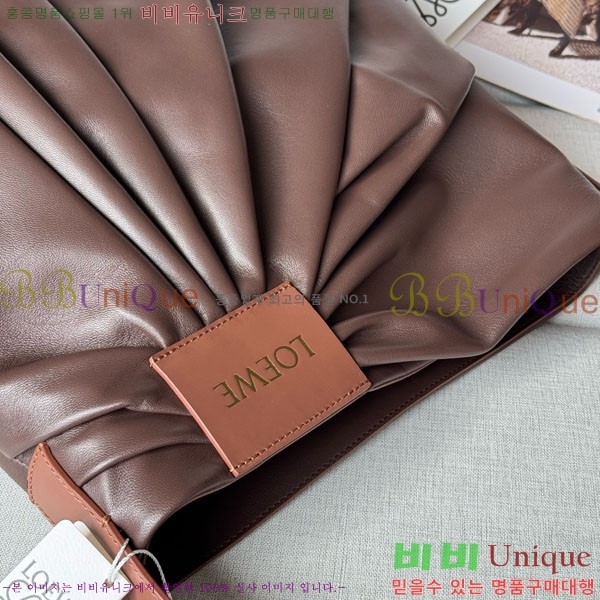 #ο Draped  Ʈ  1781-102