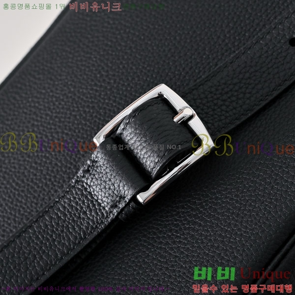 #޽  ٵ   H085735-101