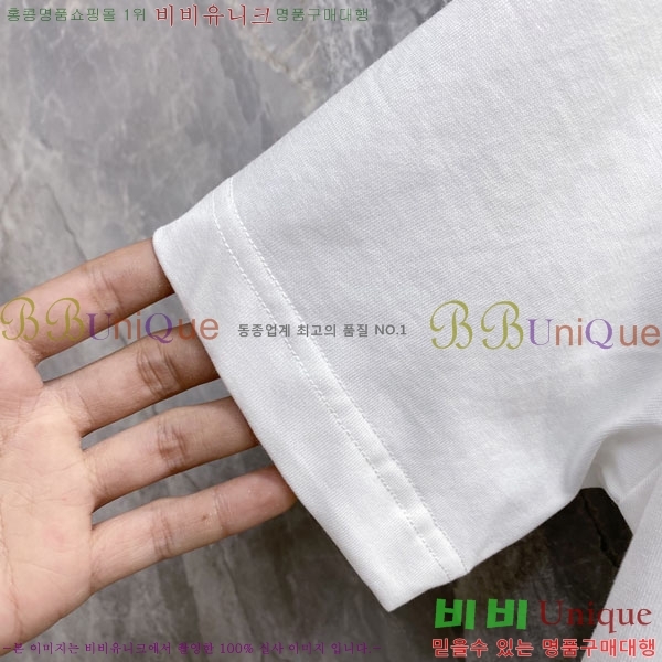 ���� ��**�� ���� Ƽ���� MO915687-2