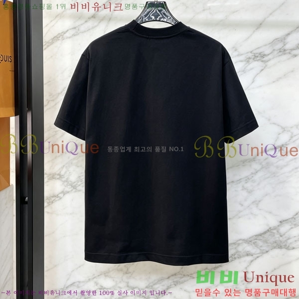 ���� ��**�� ���� Ƽ���� MO587632-2