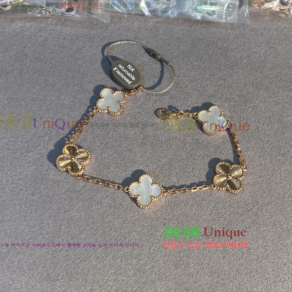 ��Ŭ�������� ���Ժ�� 5�� ��Ƽ�� ���� VA26625-1