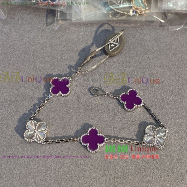 ��Ŭ�������� ���Ժ�� 5�� ��Ƽ�� ���� VA26626-4