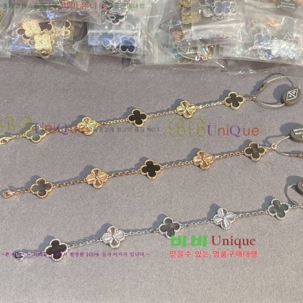 ��Ŭ�������� ���Ժ�� 5�� ��Ƽ�� ���� VA26626-5